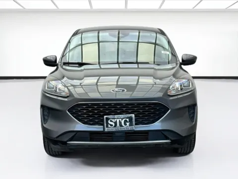 Photos of 2021 Ford Escape SE for sale in Bellflower, CA at STG Bellflower