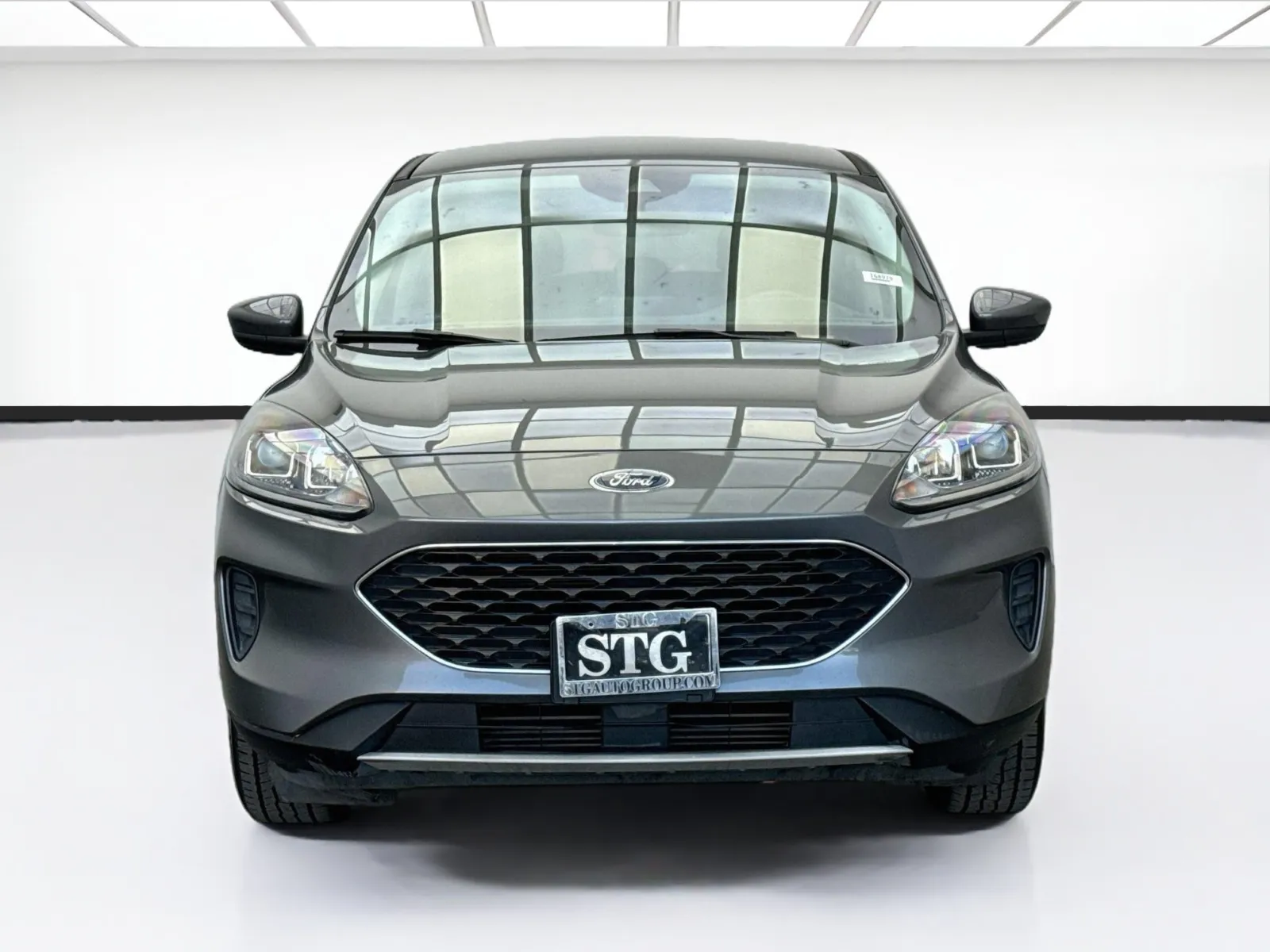 Ford Escape photo 2