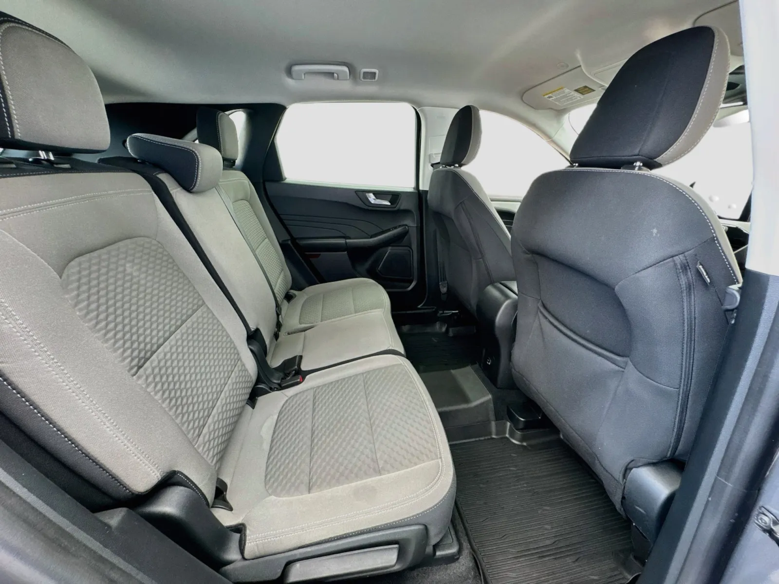 Ford Escape photo 18