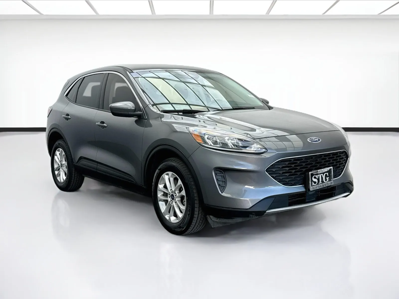 Ford Escape photo 3