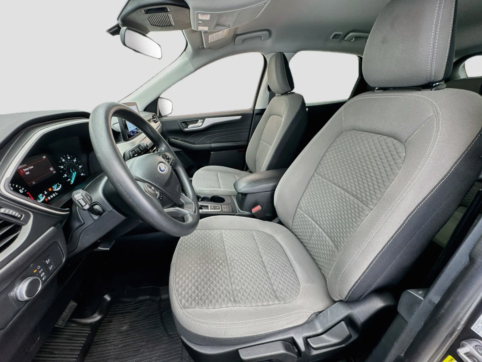 Ford Escape photo 13