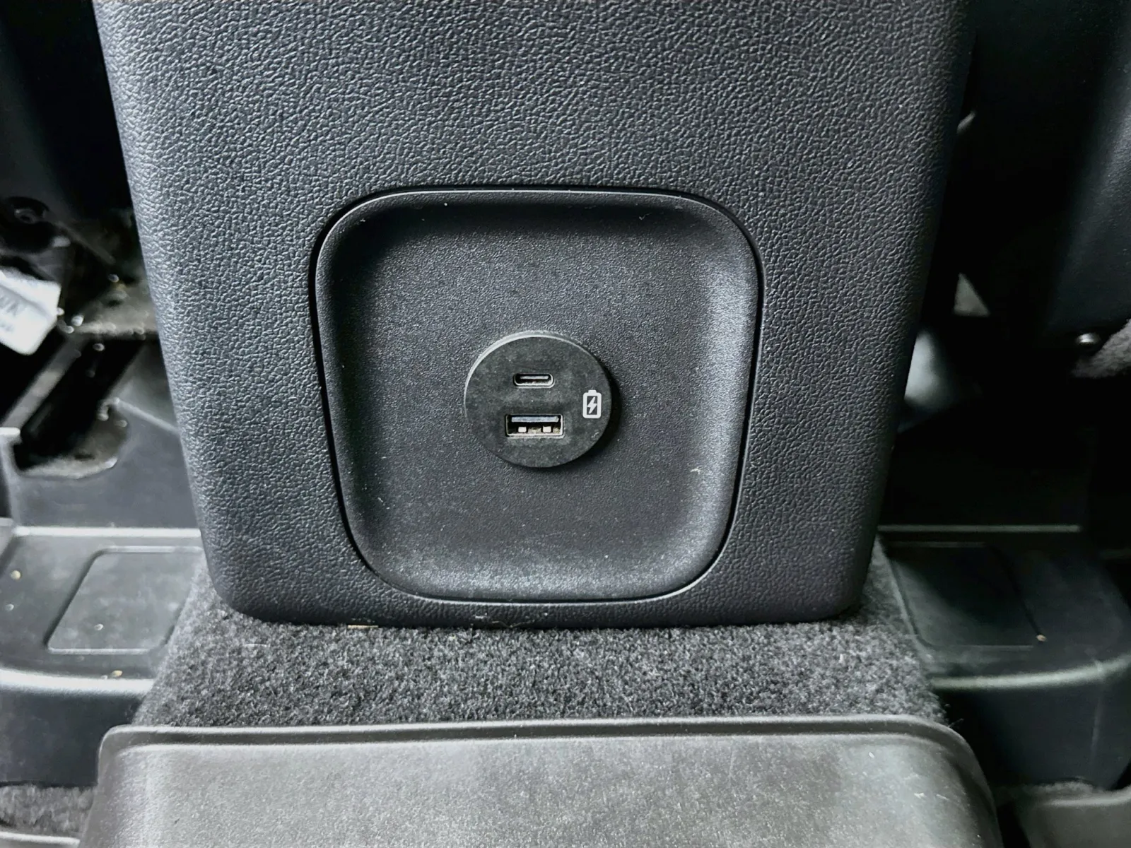 Ford Escape photo 16