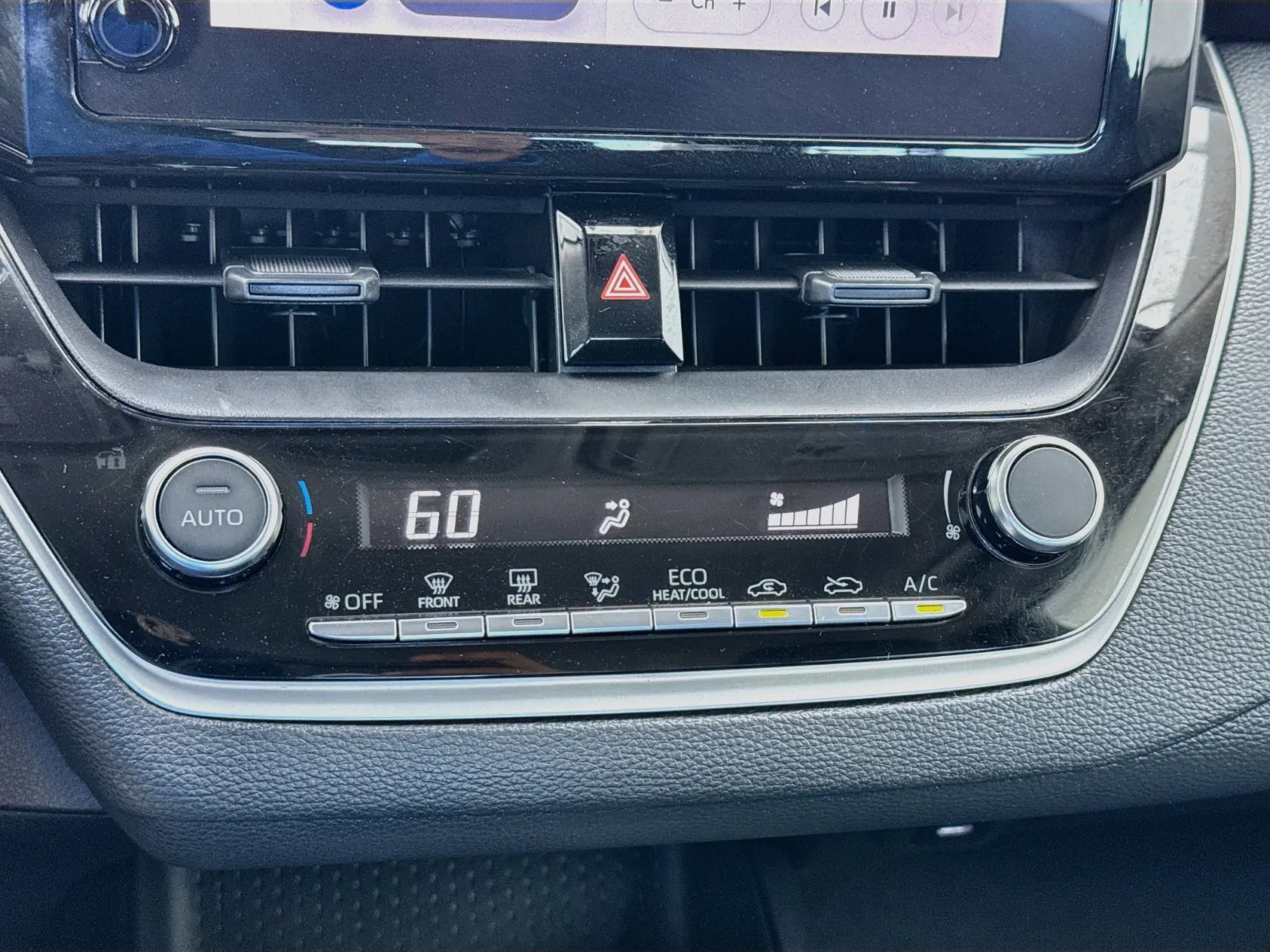 Toyota Corolla photo 12