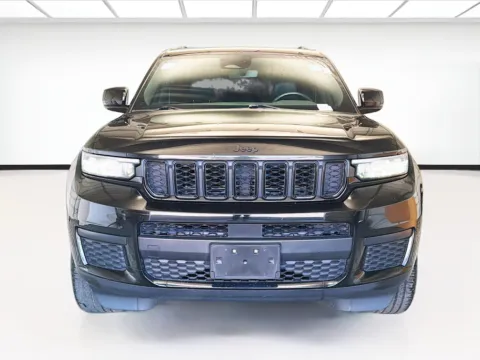 Photos of 2022 Jeep Grand Cherokee L Altitude for sale in Bellflower, CA at STG Bellflower