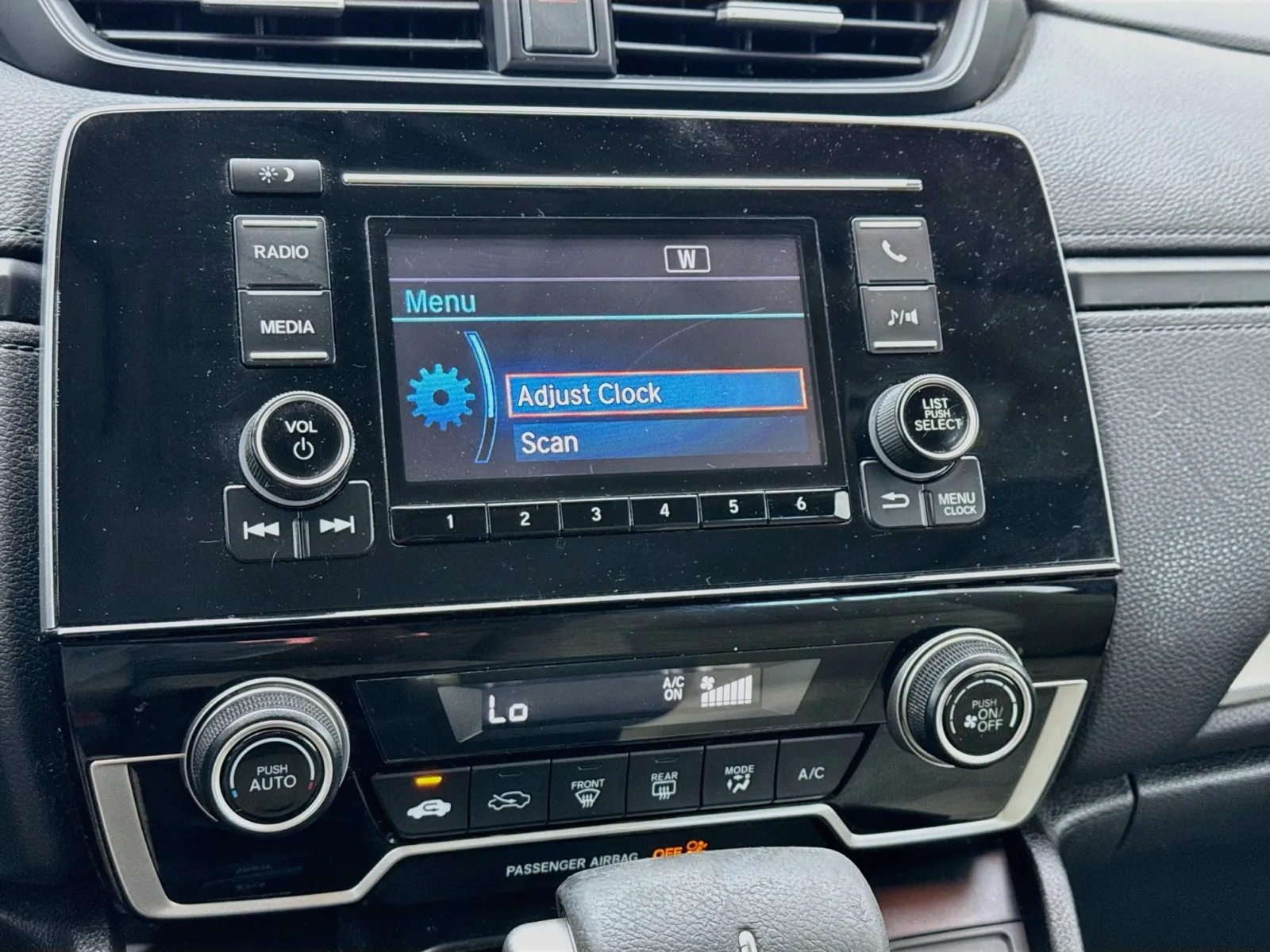 Honda CR-V photo 9