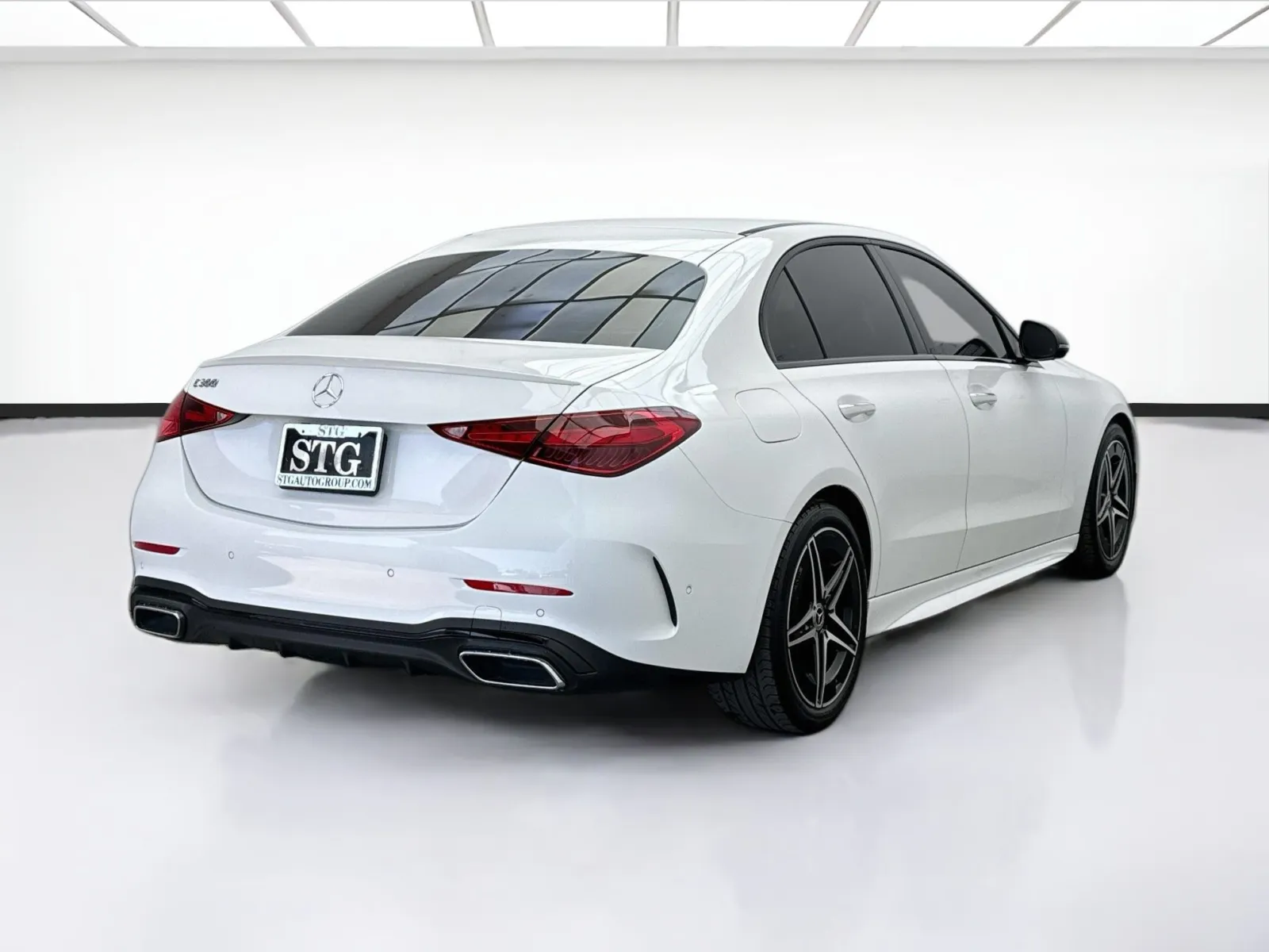 Mercedes-Benz C-Class photo 4