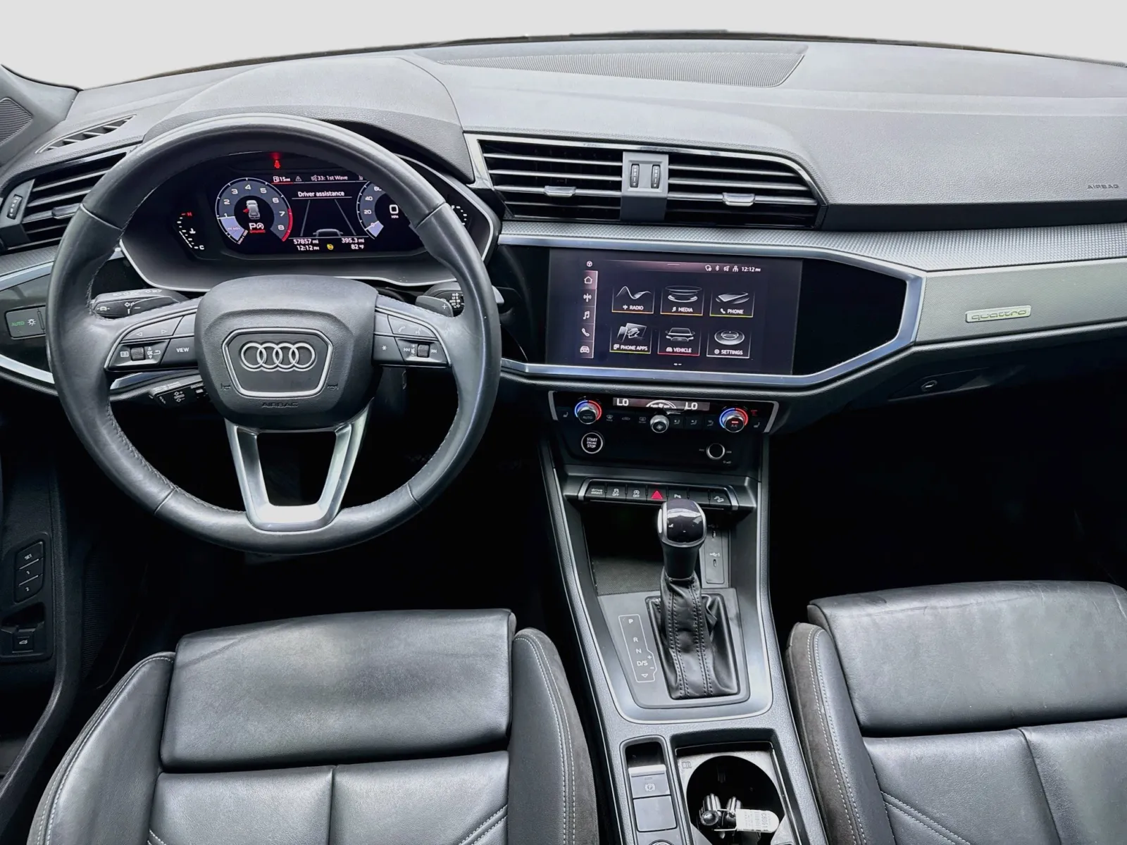 Audi Q3 photo 15