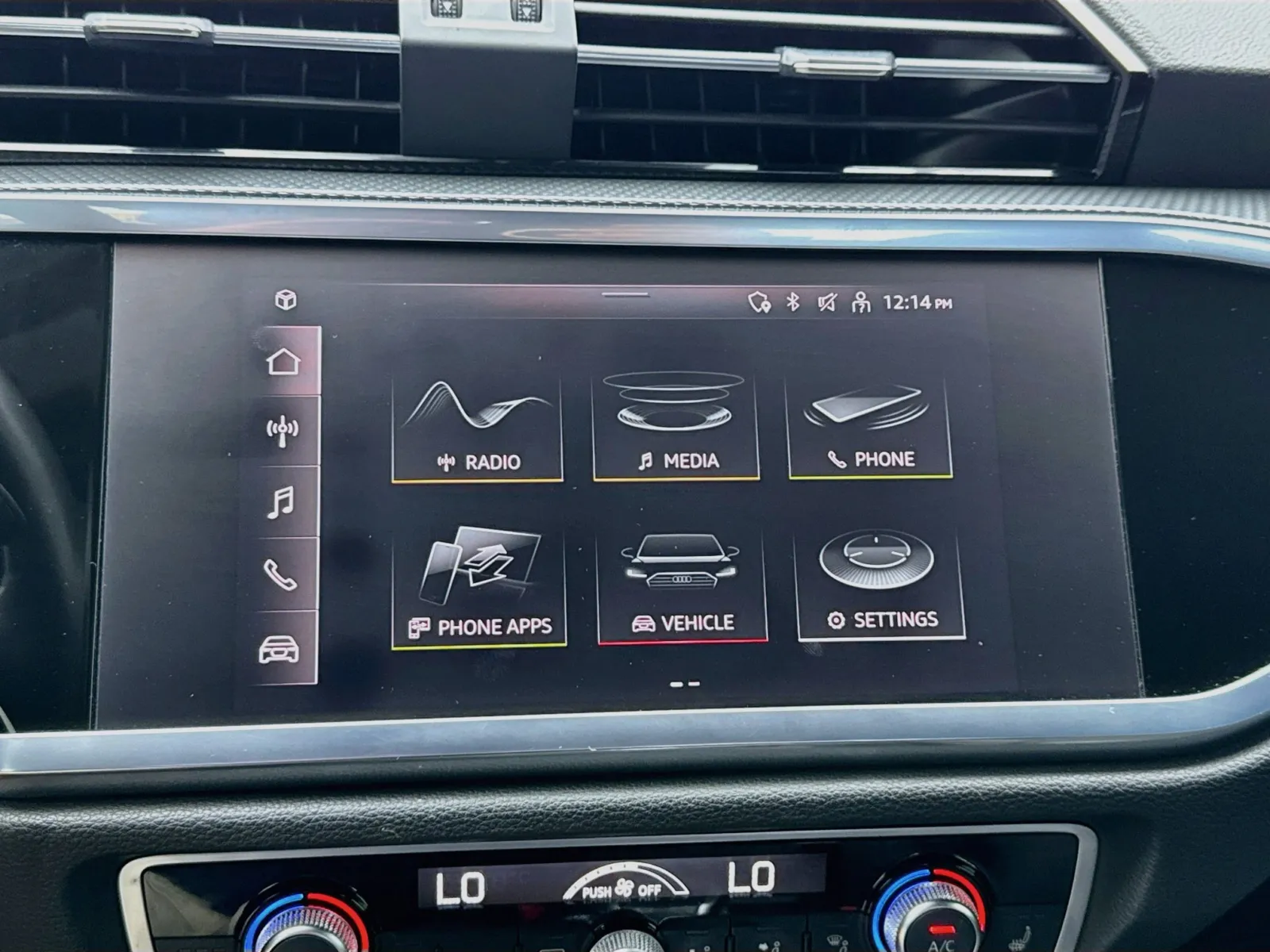 Audi Q3 photo 9