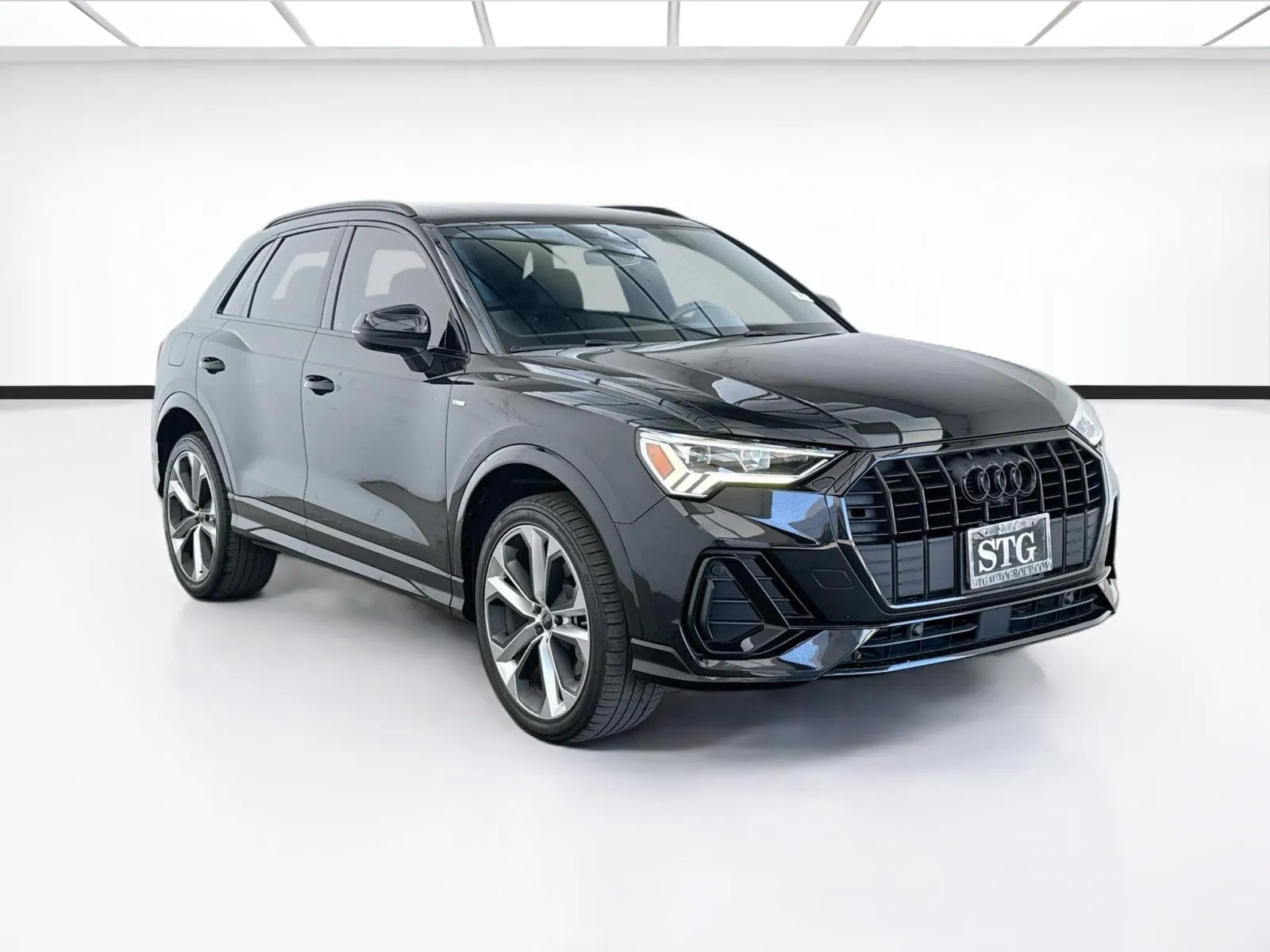 Audi Q3 photo 3