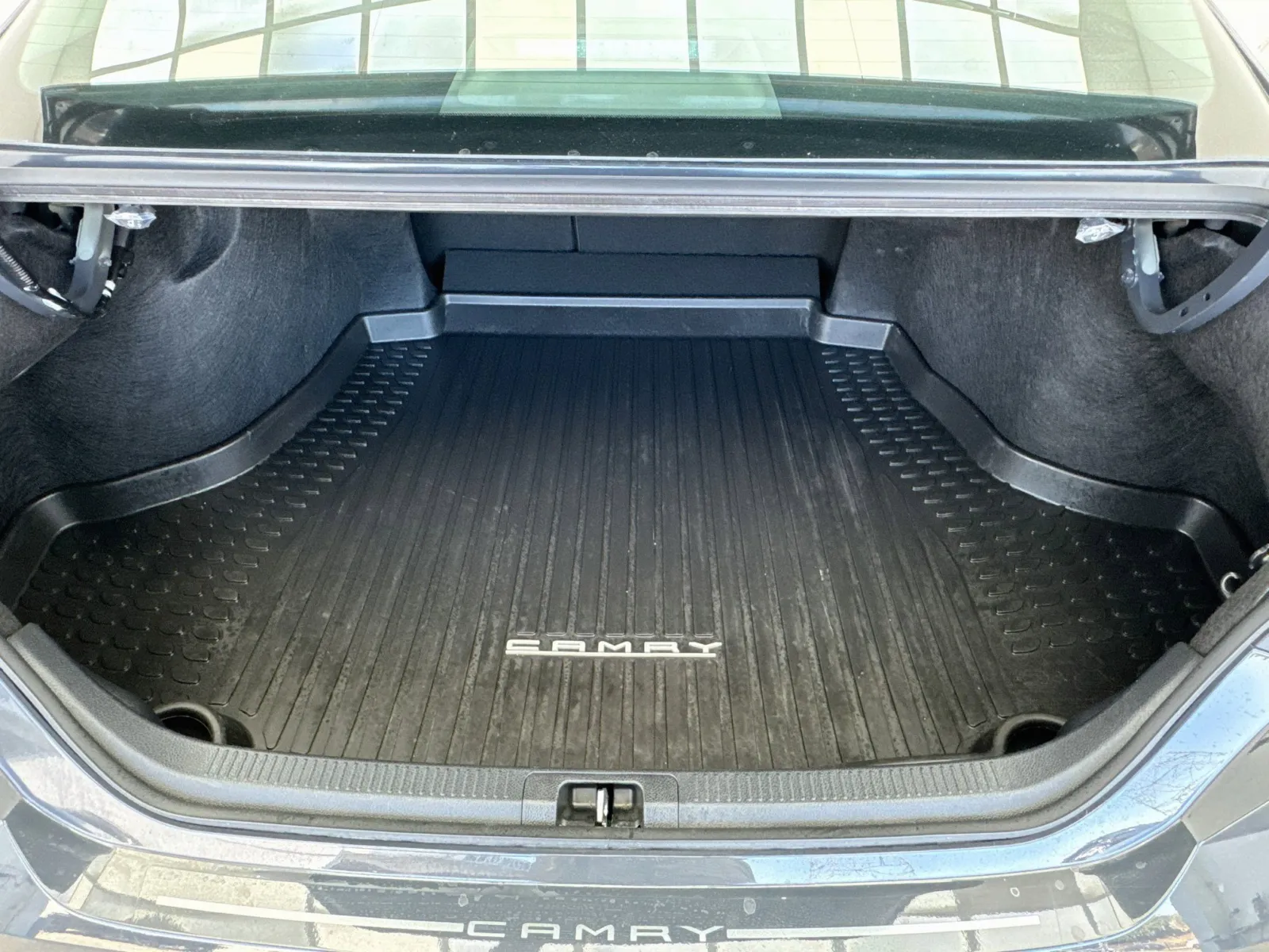 Toyota Camry photo 17