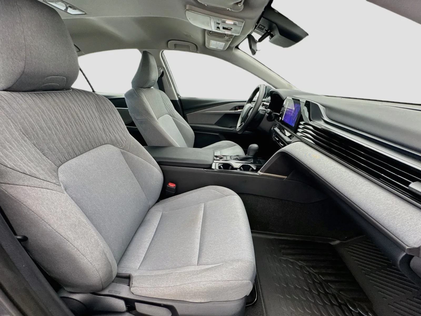 Toyota Camry photo 19