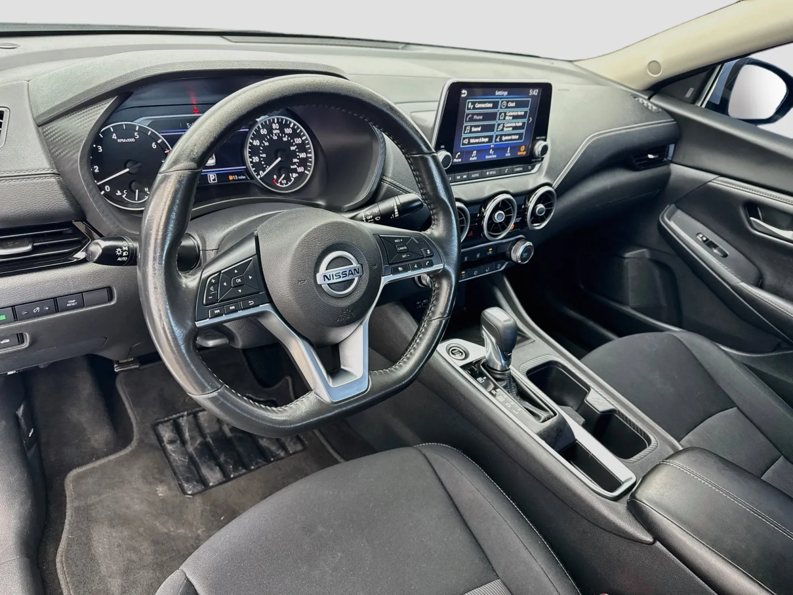 Nissan Sentra photo 7