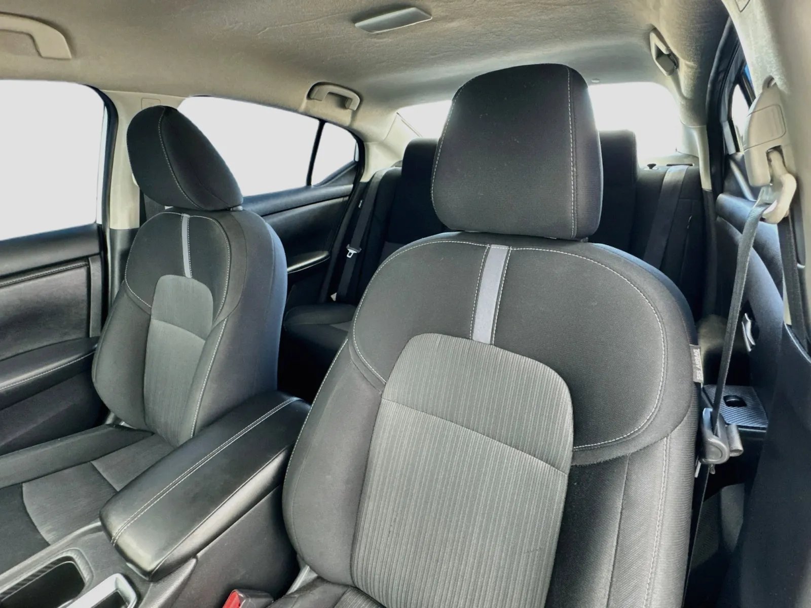 Nissan Sentra photo 13