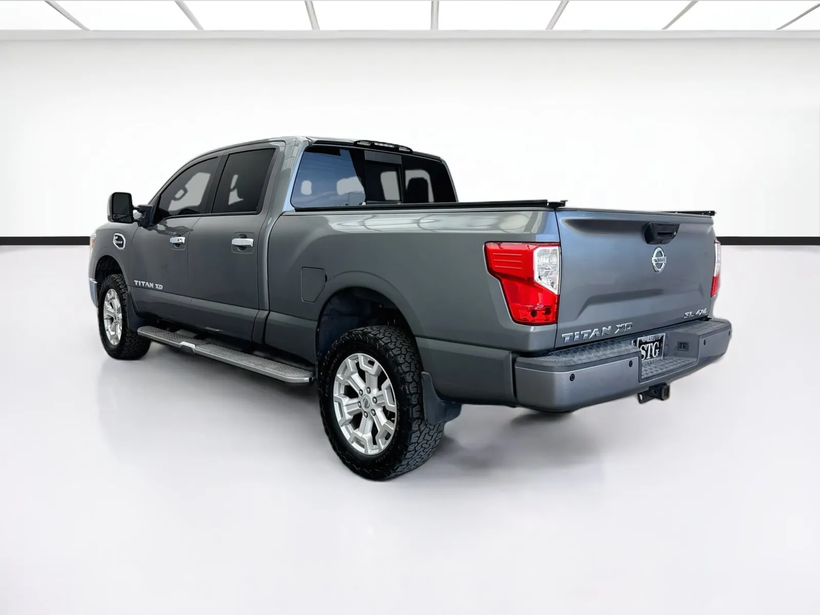 Nissan Titan photo 6
