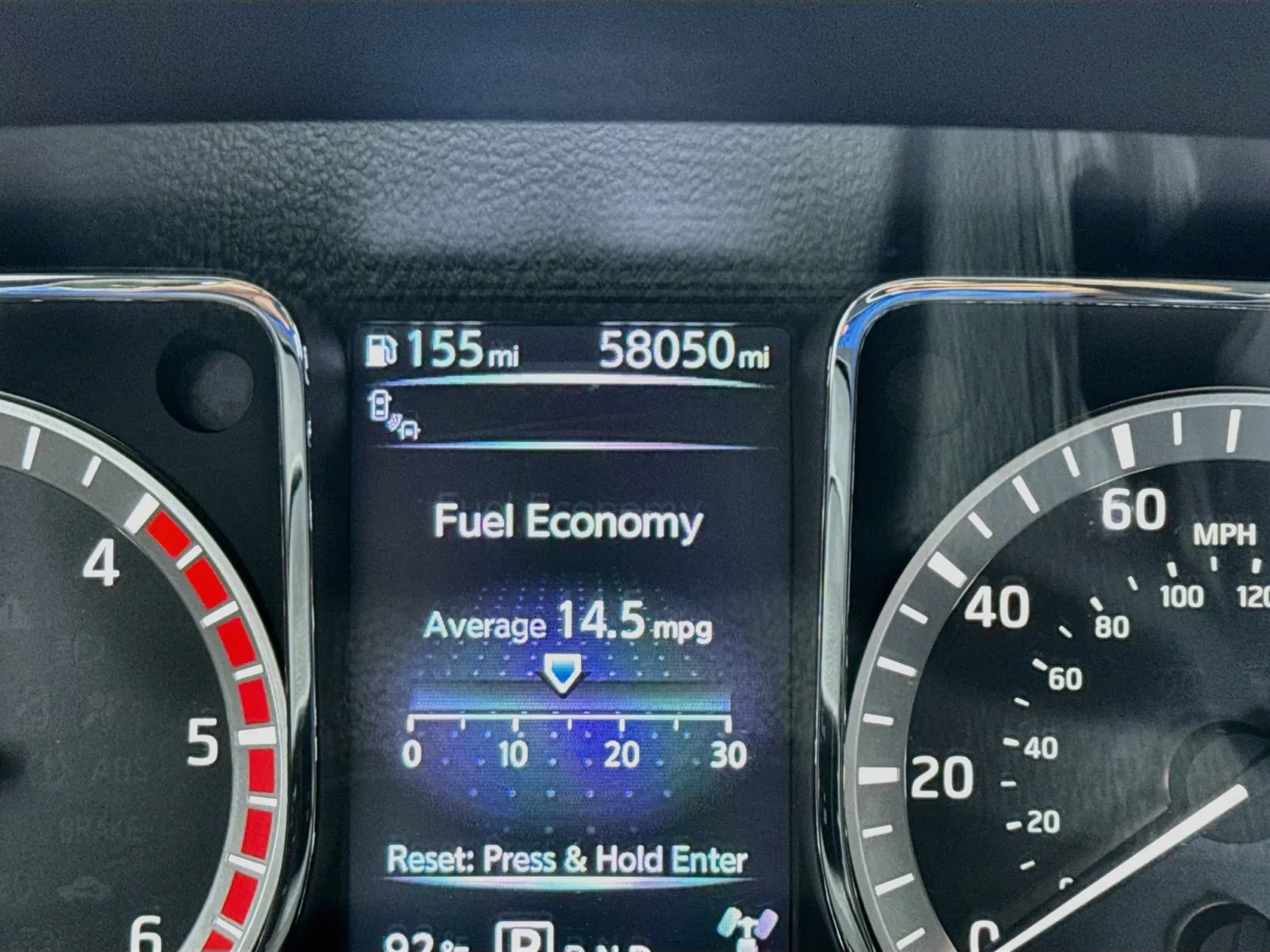 Nissan Titan photo 8
