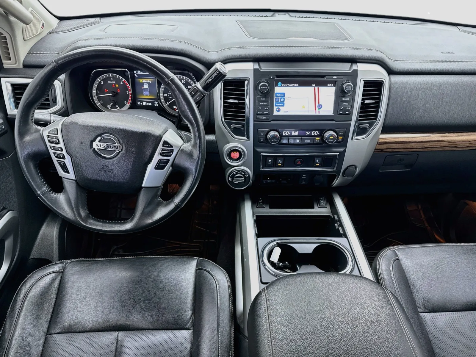 Nissan Titan photo 14
