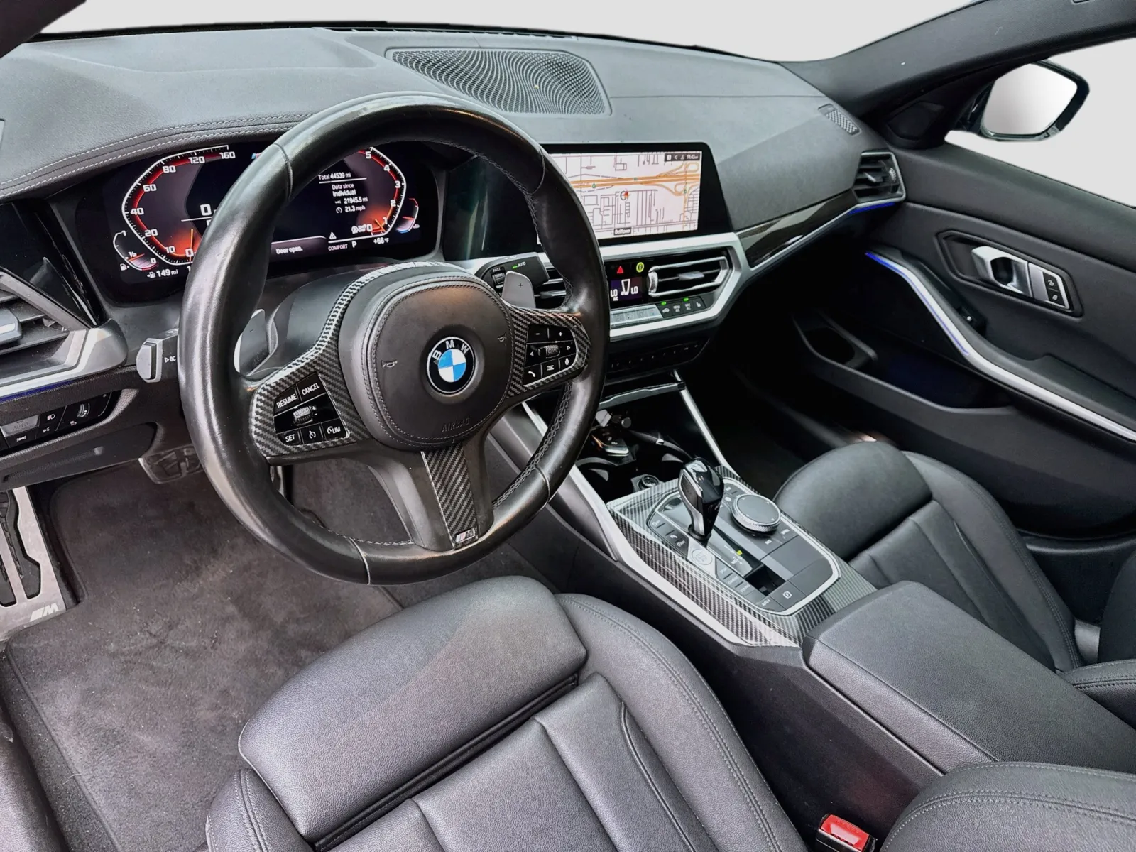 BMW 3 Series photo 7