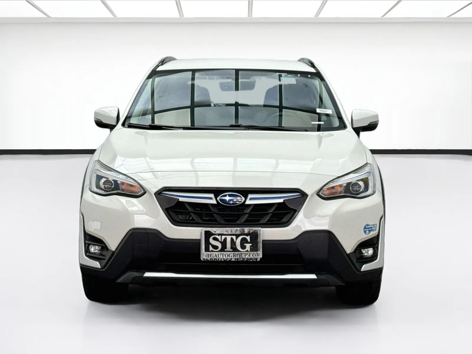 Subaru Crosstrek photo 2