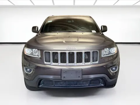 Photos of 2016 Jeep Grand Cherokee Laredo for sale in Bellflower, CA at STG Bellflower