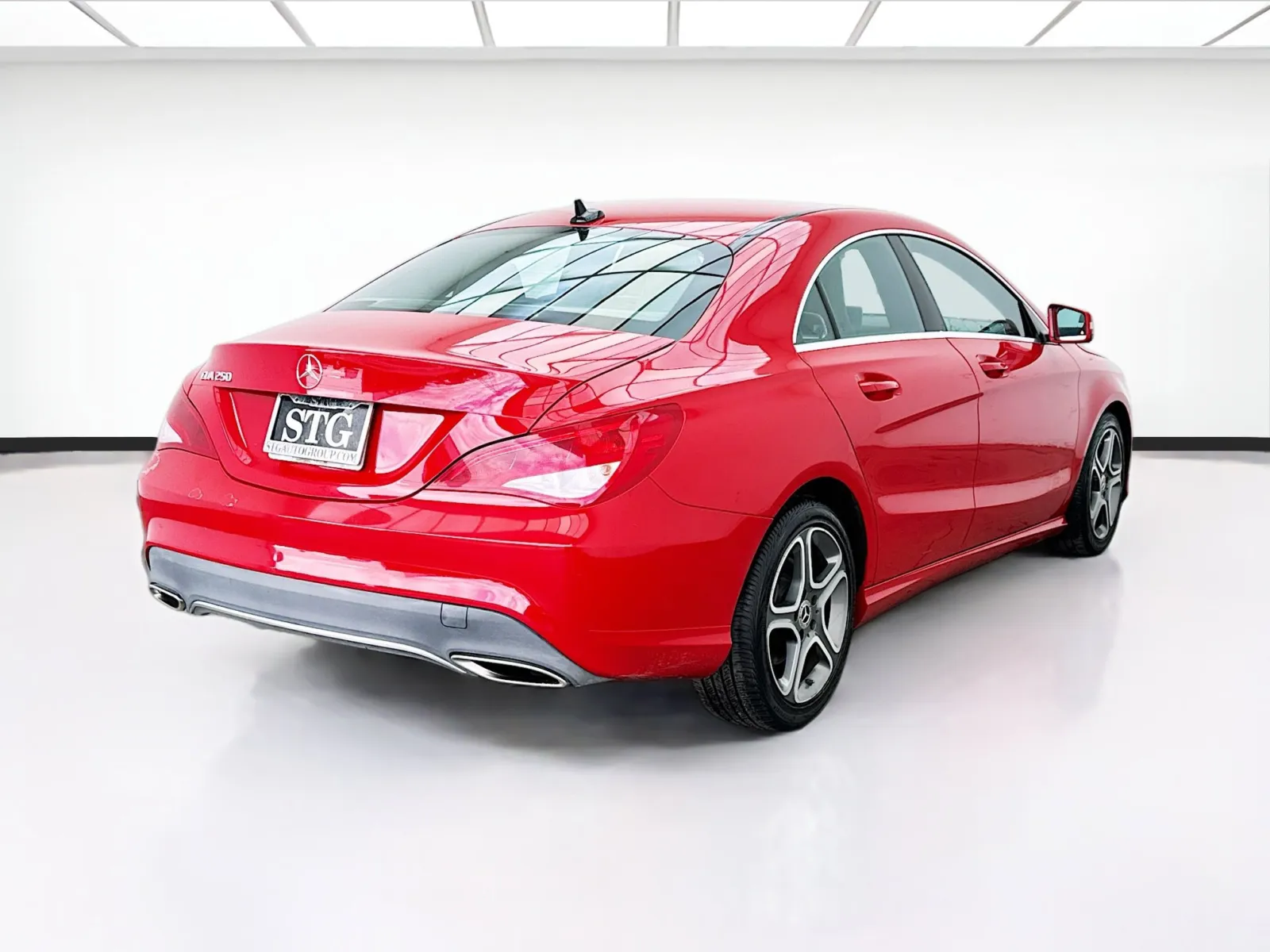 Mercedes-Benz CLA photo 4