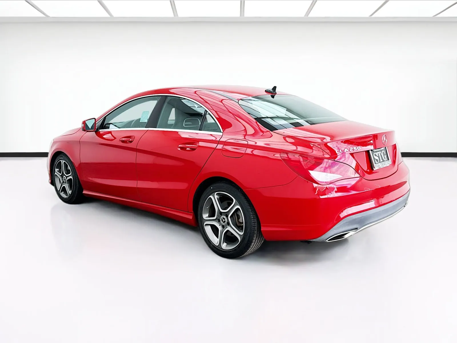Mercedes-Benz CLA photo 6