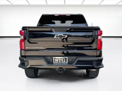 More photos of 2022 Chevrolet Silverado 1500 Custom at STG Bellflower, CA