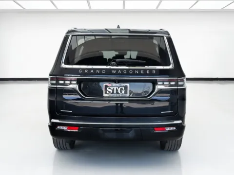 More photos of 2023 Jeep Grand Wagoneer Series III at STG Bellflower, CA