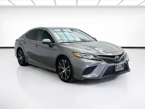 Another view of 2019 Toyota Camry SE for sale in Bellflower, CA at STG Bellflower