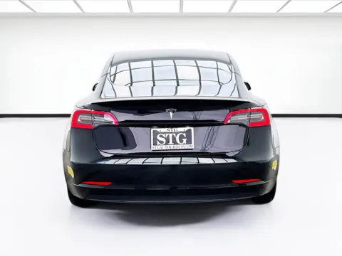 More photos of 2021 Tesla Model 3 Standard Range Plus at STG Bellflower, CA