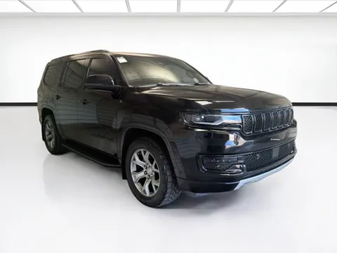Another view of 2022 Jeep Wagoneer Series II for sale in Bellflower, CA at STG Bellflower
