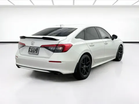 More photos of 2022 Honda Civic Si at STG Bellflower, CA