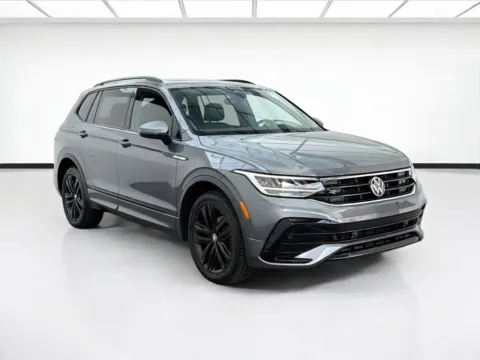 Another view of 2022 Volkswagen Tiguan SE R-Line Black for sale in Bellflower, CA at STG Bellflower