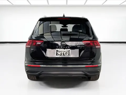 More photos of 2022 Volkswagen Tiguan SE at STG Bellflower, CA