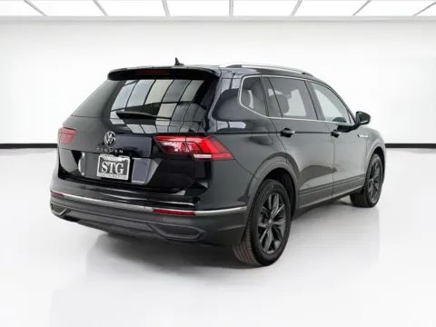 More photos of 2022 Volkswagen Tiguan SE at STG Bellflower, CA