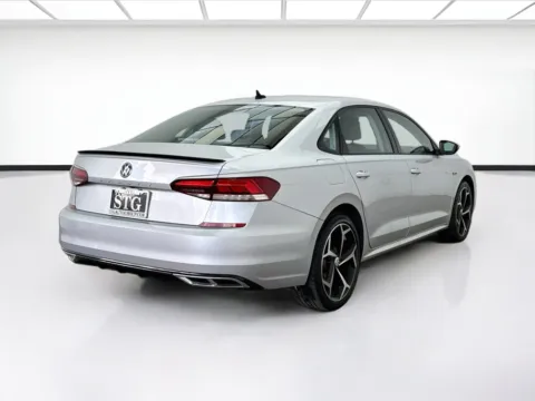 More photos of 2020 Volkswagen Passat 2.0T R-Line at STG Bellflower, CA