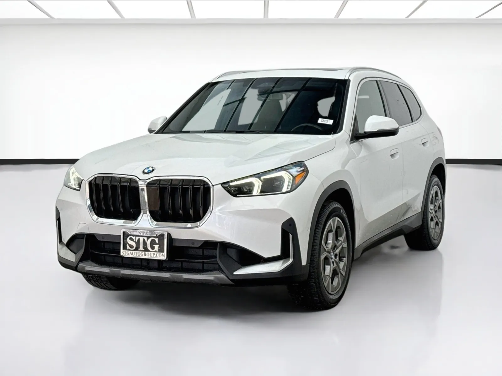 2023 BMW X1