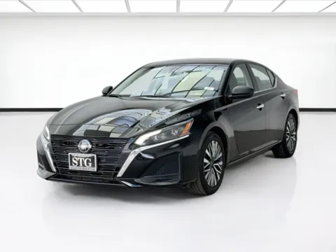 Black 2024 Nissan Altima 2.5 SV for sale in Bellflower, CA