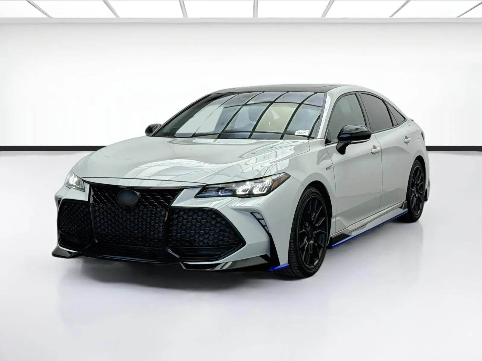 White 2021 Toyota Avalon TRD for sale in Bellflower, CA