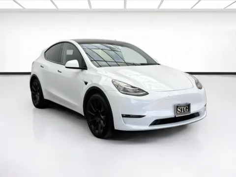 Another view of 2022 Tesla Model Y Long Range for sale in Bellflower, CA at STG Bellflower