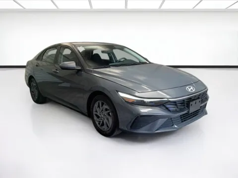 Another view of 2024 Hyundai Elantra SEL for sale in Bellflower, CA at STG Bellflower
