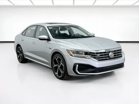 Another view of 2020 Volkswagen Passat 2.0T R-Line for sale in Bellflower, CA at STG Bellflower