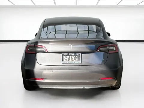 More photos of 2021 Tesla Model 3 Standard Range Plus at STG Bellflower, CA