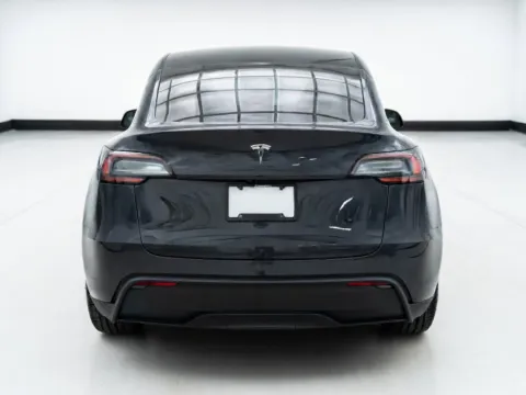 More photos of 2023 Tesla Model Y at STG Bellflower, CA
