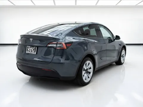 More photos of 2023 Tesla Model Y at STG Bellflower, CA
