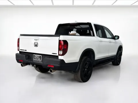 More photos of 2021 Honda Ridgeline Black Edition at STG Bellflower, CA