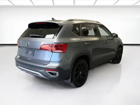 More photos of 2023 Volkswagen Taos SE at STG Bellflower, CA
