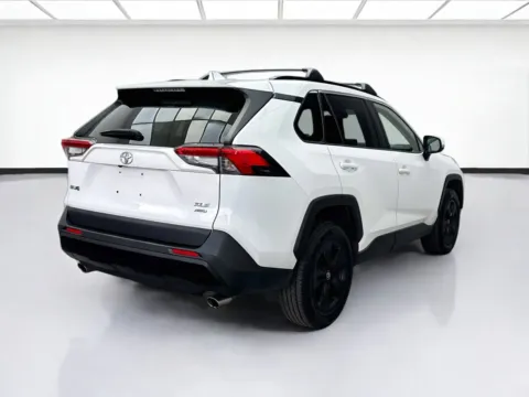 More photos of 2020 Toyota RAV4 XLE at STG Bellflower, CA