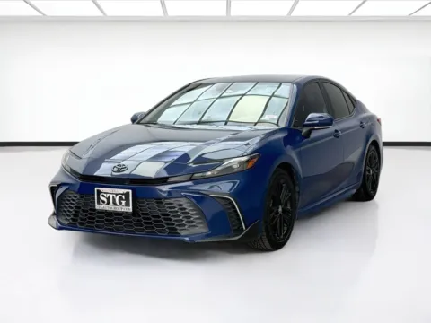 Blue 2025 Toyota Camry SE for sale in Bellflower, CA