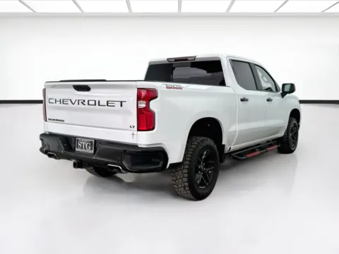 More photos of 2022 Chevrolet Silverado 1500 LT Trail Boss at STG Bellflower, CA