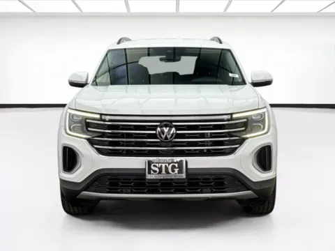Photos of 2024 Volkswagen Atlas 2.0T SE w/Technology for sale in Bellflower, CA at STG Bellflower